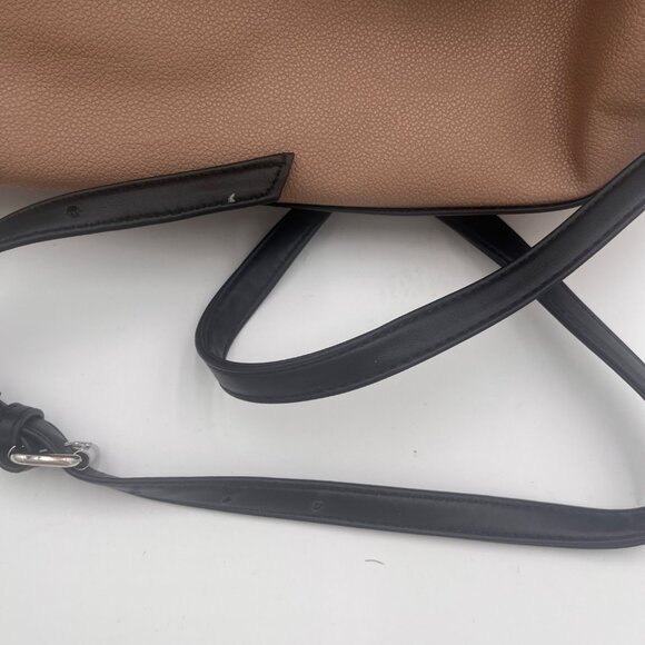 Nine West Purse Large Satchel Handbag Tan/Black with Handle or over Shoulder - Picture 6 of 16